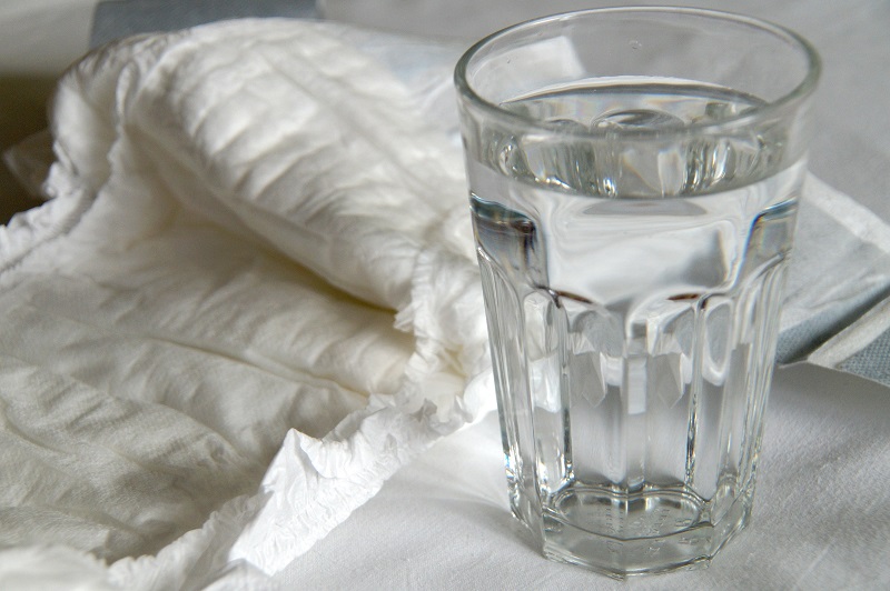 Sklenice vody | Dentimedshop.cz Sklenice vody